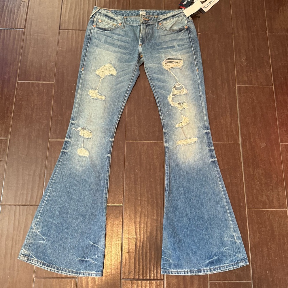 BNWT True Religion Karlie Bell Bottom Flare Jeans